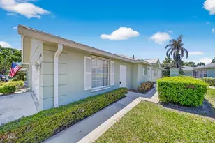 2806 SW Ridgewood Pl, Palm City, FL 34990 - Photo 5