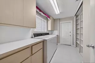 2806 SW Ridgewood Pl, Palm City, FL 34990 - Photo 15