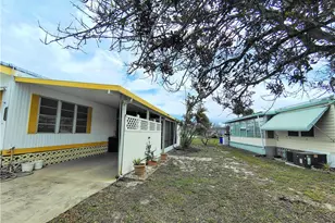 2465 SE Penny Ln, Stuart, FL 34994 - Photo 5