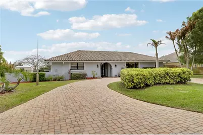 4379 SE Tall Pines Avenue, Stuart, FL 34997 - Photo 3