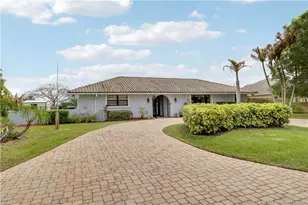 4379 SE Tall Pines Ave, Stuart, FL 34997 - Photo 3