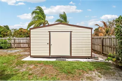 4379 SE Tall Pines Avenue, Stuart, FL 34997 - Photo 41