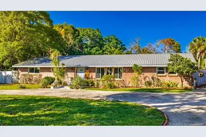1776 NW Palmetto Court, Stuart, FL 34994 - Photo 1
