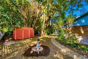 1776 NW Palmetto Ct, Stuart, FL 34994 - Photo 37