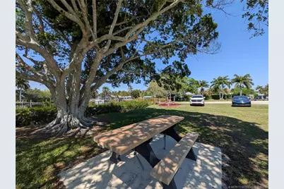 1776 NW Palmetto Court, Stuart, FL 34994 - Photo 45