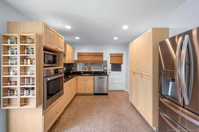 517 SW South Carolina Drive, Stuart, FL 34994 - Photo 7