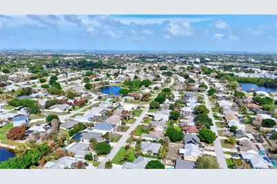 526 NE Vanda Terrado, Jensen Beach, FL 34957 - Photo 35