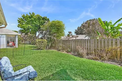 526 NE Vanda Terrado, Jensen Beach, FL 34957 - Photo 33