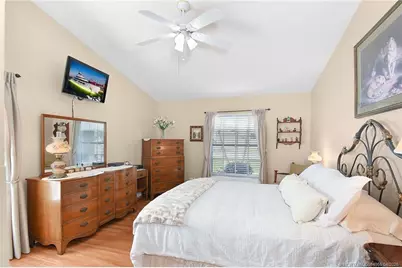 526 NE Vanda Terrado, Jensen Beach, FL 34957 - Photo 21