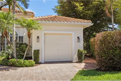 281 SW Hatteras Court, Palm City, FL 34990 - Photo 9