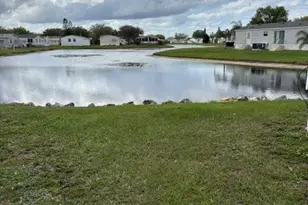 3905 Covington Dr, Saint Cloud, FL 34772 - Photo 9