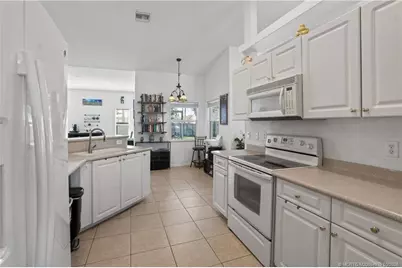 532 SE Ron Rico Terrace, Port Saint Lucie, FL 34983 - Photo 15