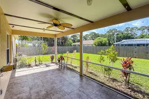2274 SE Longhorn Ave, Port Saint Lucie, FL 34952 - Photo 11