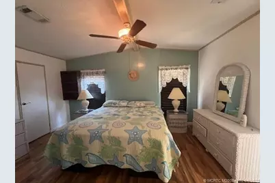 3304 Lake Overlook Place, Lantana, FL 33462 - Photo 9