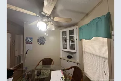 3304 Lake Overlook Place, Lantana, FL 33462 - Photo 21