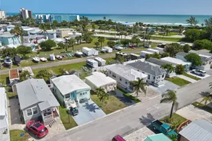 10851 S Ocean Dr, Jensen Beach, FL 34957 - Photo 31