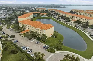 1 Harbour Isle Dr E, Fort Pierce, FL 34949 - Photo 31