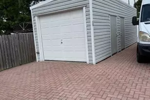 8047 SW Wildwood Dr, Stuart, FL 34997 - Photo 9