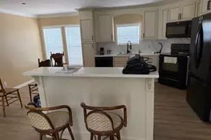 8047 SW Wildwood Dr, Stuart, FL 34997 - Photo 5