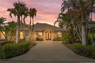 507 NW Sunflower Pl, Jensen Beach, FL 34957 - Photo 3