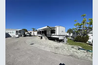 769 Nettles Boulevard, Jensen Beach, FL 34957 - Photo 3