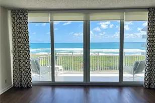 579 NE Plantation Rd, Stuart, FL 34996 - Photo 9