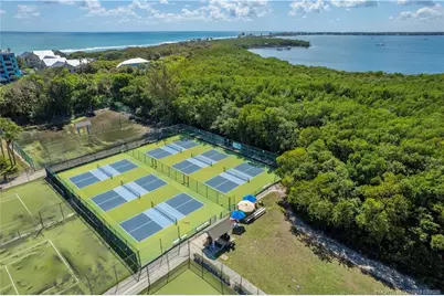 579 NE Plantation Road #S303, Stuart, FL 34996 - Photo 17