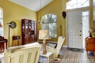 2120 NW Marsh Rabbit Ln, Jensen Beach, FL 34957 - Photo 9