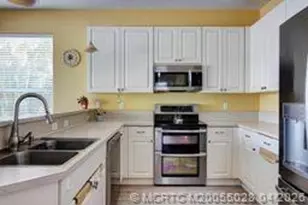 2120 NW Marsh Rabbit Ln, Jensen Beach, FL 34957 - Photo 17