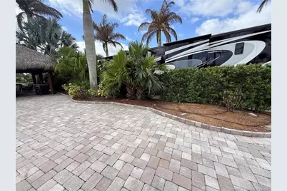 219 NW Chipshot Lane, Port Saint Lucie, FL 34986 - Photo 5