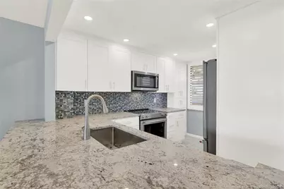 10600 S Ocean Drive #104, Jensen Beach, FL 34957 - Photo 11