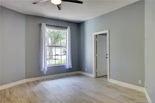 18421 Lake Bend Dr, Jupiter, FL 33458 - Photo 17