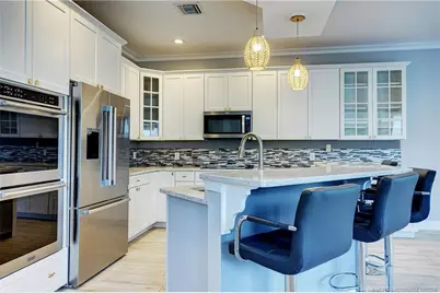 18421 Lake Bend Drive, Jupiter, FL 33458 - Photo 7