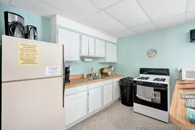 332 NE Tropicalia Lane, Jensen Beach, FL 34957 - Photo 21