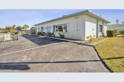 332 NE Tropicalia Lane, Jensen Beach, FL 34957 - Photo 15