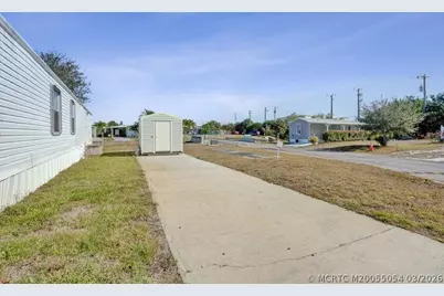 332 NE Tropicalia Lane, Jensen Beach, FL 34957 - Photo 25