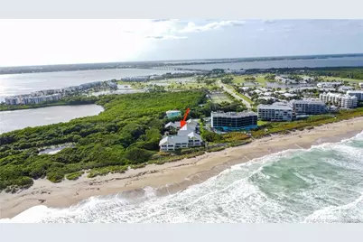 245 NE Macarthur Boulevard #12, Stuart, FL 34996 - Photo 33