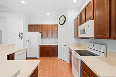 1661 NW Old Oak Terrace, Jensen Beach, FL 34957 - Photo 13