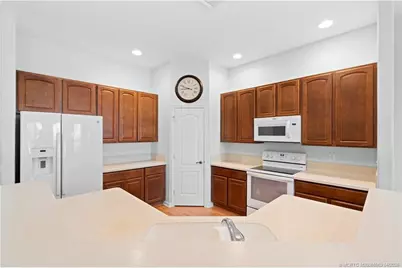 1661 NW Old Oak Terrace, Jensen Beach, FL 34957 - Photo 15