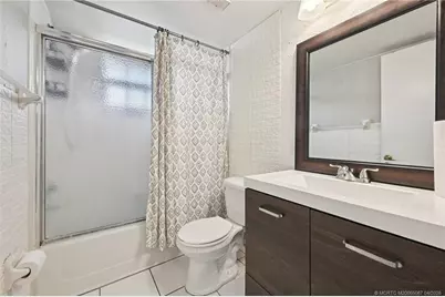 1506 SE Royal Green Circle #201, Port Saint Lucie, FL 34952 - Photo 3