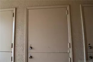 2083 NE Collins Cir, Jensen Beach, FL 34957 - Photo 9