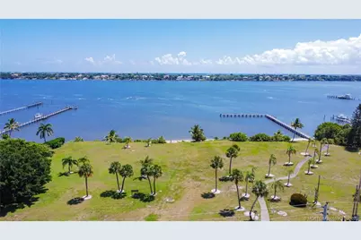 1800 SE Saint Lucie Boulevard #10-201, Stuart, FL 34996 - Photo 37