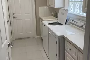 8952 SE Retreat Dr, Hobe Sound, FL 33455 - Photo 11