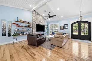 305 SE Flamingo Ave, Stuart, FL 34996 - Photo 5