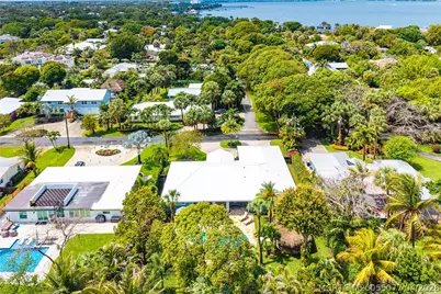 305 SE Flamingo Avenue, Stuart, FL 34996 - Photo 49