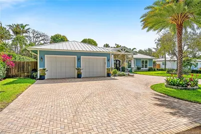 305 SE Flamingo Avenue, Stuart, FL 34996 - Photo 3