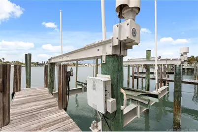 1560 Island Cove Road, Fort Pierce, FL 34949 - Photo 9
