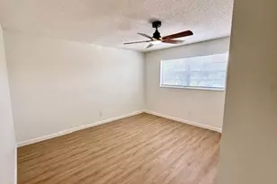 2950 SE Ocean Blvd, Stuart, FL 34996 - Photo 13