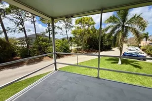 2950 SE Ocean Blvd, Stuart, FL 34996 - Photo 15