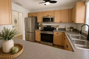 2950 SE Ocean Blvd, Stuart, FL 34996 - Photo 7